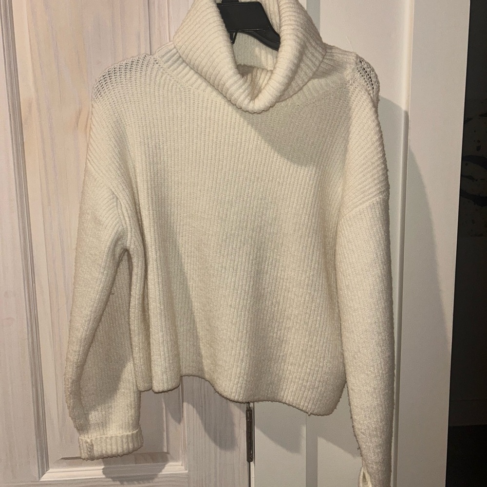 Gianni Bini Cream Cowl Neck Sweater